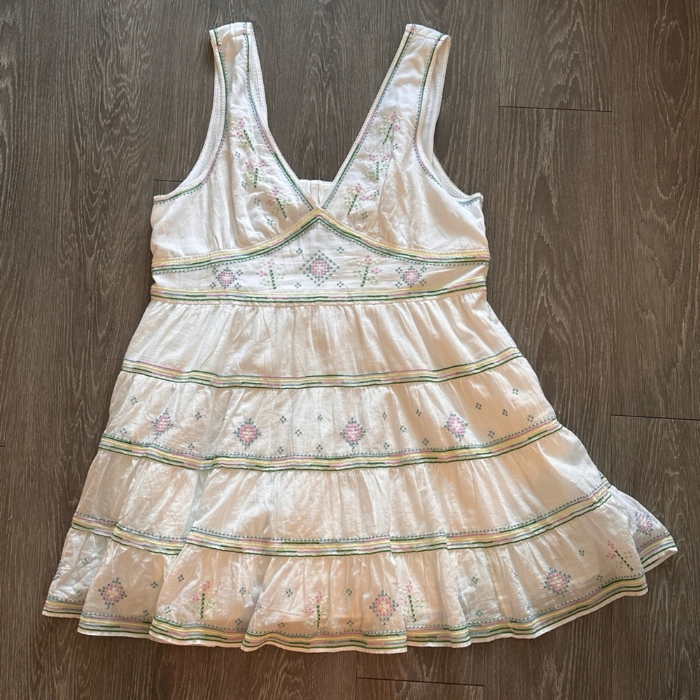 American Eagle Outfitters White Floral Mini Dress
